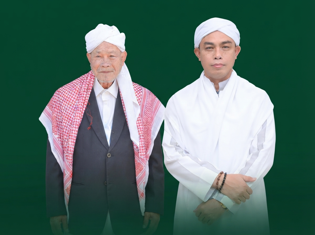 Pimpinan Pondok Pesantren Dayah Darul Munawwarah